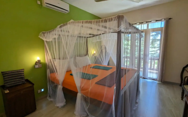 Green View Villa
