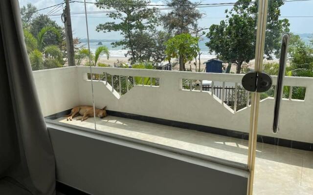 Weli Surf Lodge Hotel