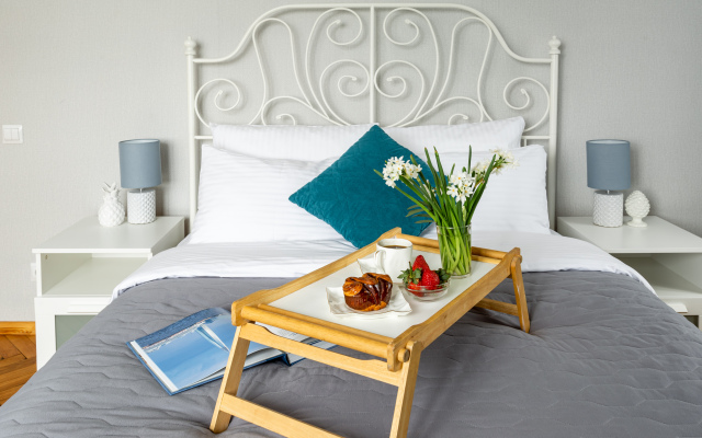 Квартира Двухкомнатная В Гостях у Петербурженки