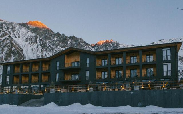 Intourist Kazbegi