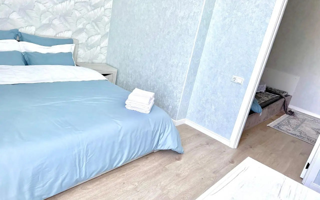 4 Na Prospekte Kabanbay Batyra 49a Apartments