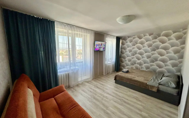 Апартаменты Октябрьской Революции 26