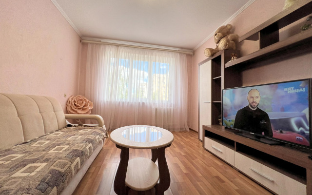 Na Matrosova 50 Flat