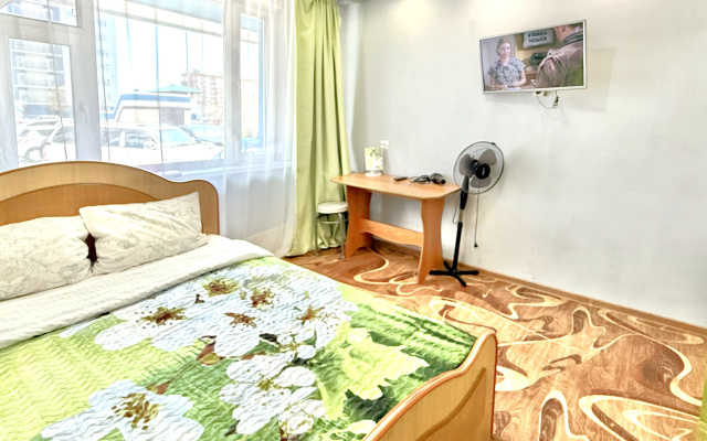 Квартира Рента 65 на Емельянова 35А