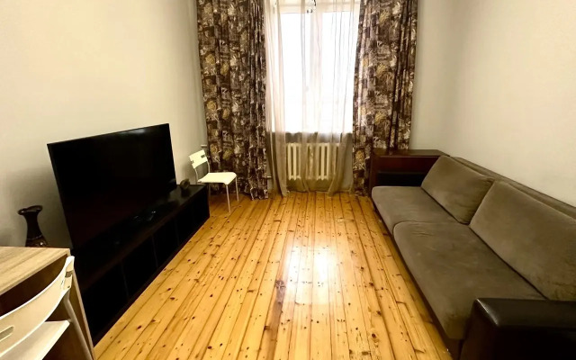 Квартира Прекрасная сталинка напротив ЖД Вокзала