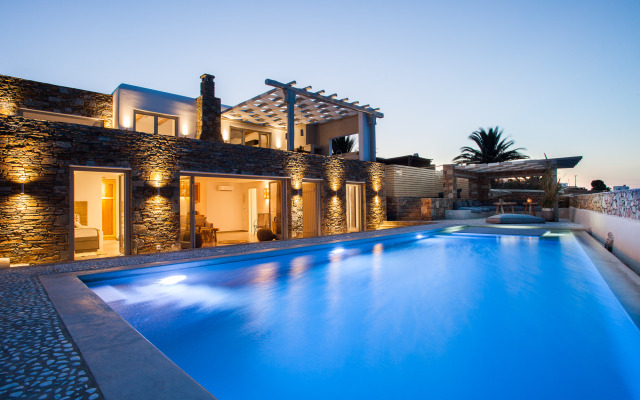 Myconian Platinum Villa
