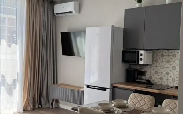 Апартаменты студия на Ивана Беличенко 92к3