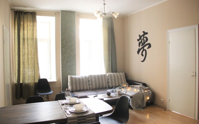 Dlya 6 Gostey Ryadom S Nevskim Prospektom Apartaments