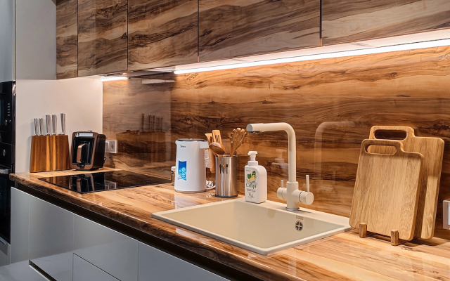 s 2mya Spalnyami - Goldwing Flat