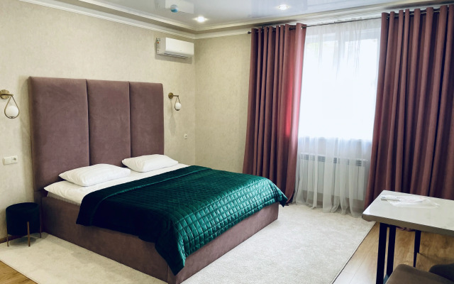Hotel372 Hotel
