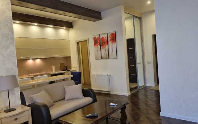 Апартаменты на улице Верещагина 12