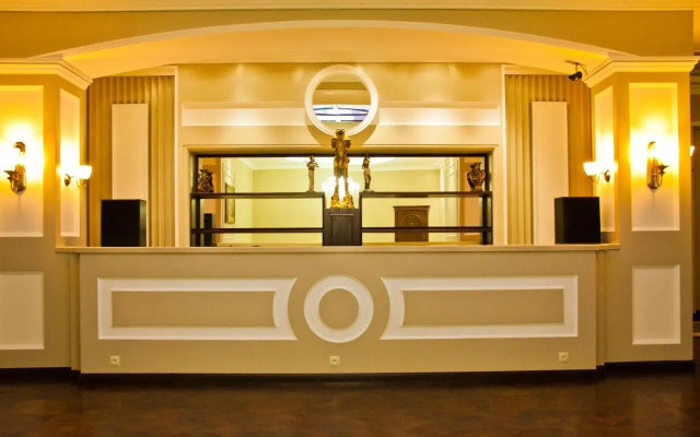 Sky Luxe Hotel