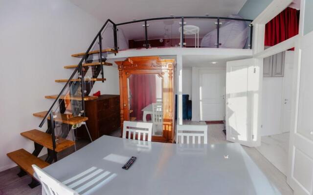 Apartment Gallery of Stories