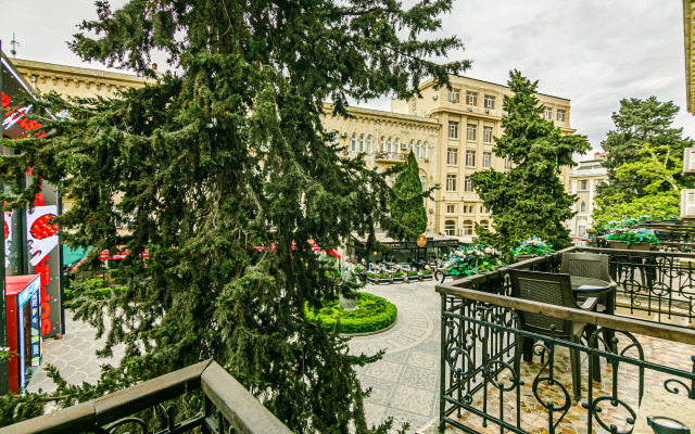 Bristol Hotel