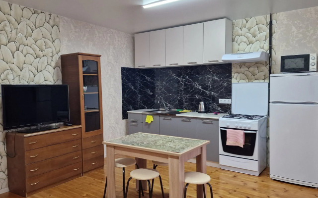 Uyutnaya i teplaya Flat