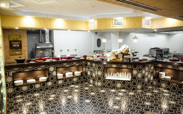 Kazzhol Hotel