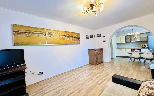 Квартира на Аланской, 25 "12"