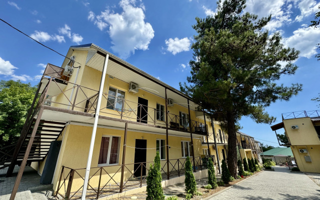S Vidom na More, Rayskoe Mesto dlya Bolshoy Kompanii Apartments