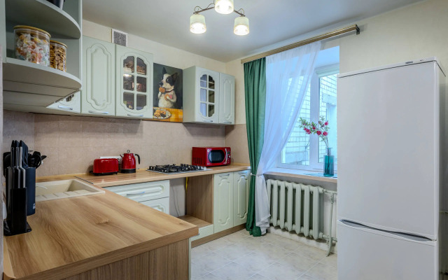 3-K po Priyatnoy Tsene Ryadom s Naberezhnoy Flat