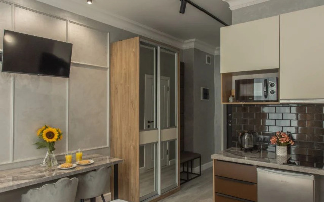 Apartamenty Light Beige u metro Okruzhnaya