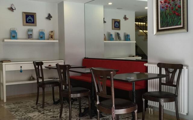 Ten Rooms Istanbul Hotel - Adults Only