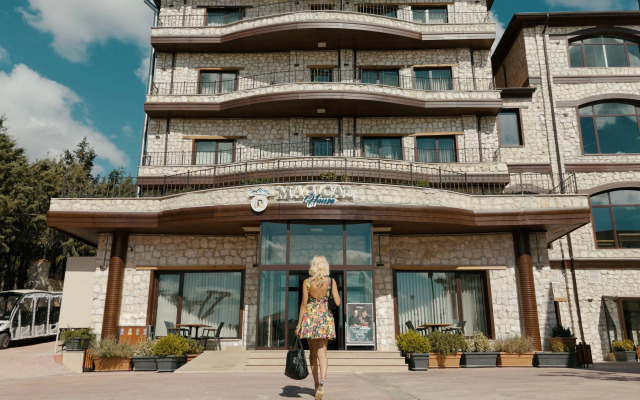 Отель Magical House Hotel