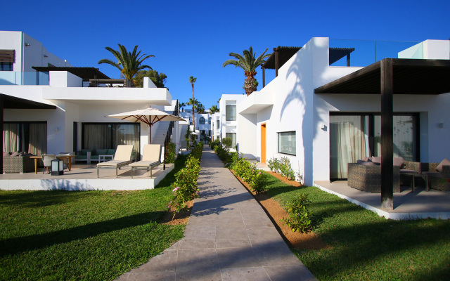 Les Orangers Garden Villas & Bungalows