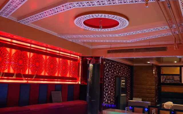 Camphor Hotel