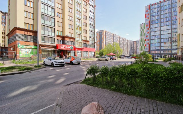 Na Ulitse Starshiny Dadayeva 68 Apartments