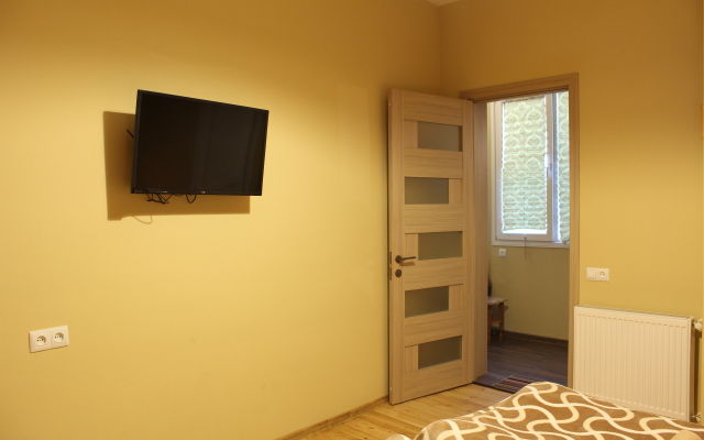 Id House Guest House