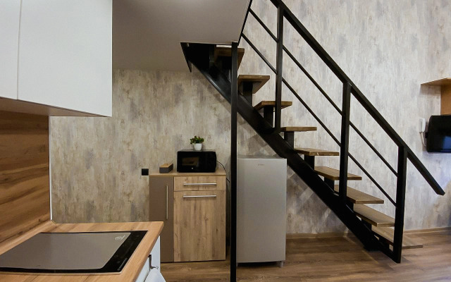 Квартира Green FOX из двух уровней с панорамными окнами