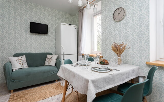 Квартира Двухкомнатная вид на Ботанический сад на 2 этаже