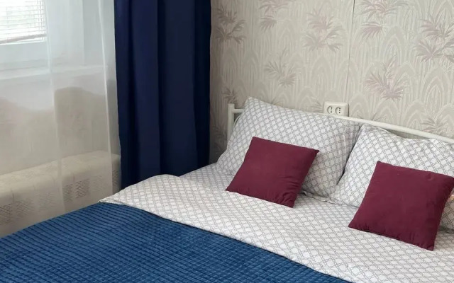 Квартира 2-х комнатная Осенний бульвар