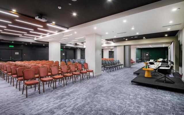 Holiday Inn Yerevan Republic Square, an IHG Hotel