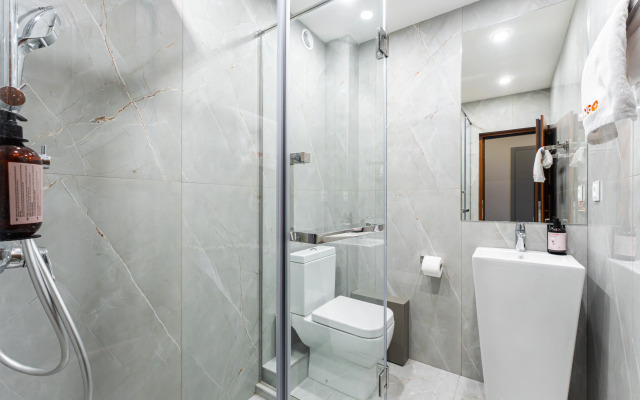 KeyGo #0120, 1 Bedroom, Near The Opera House Apartments