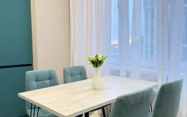 Yevroklass v sovremennom stile Flat