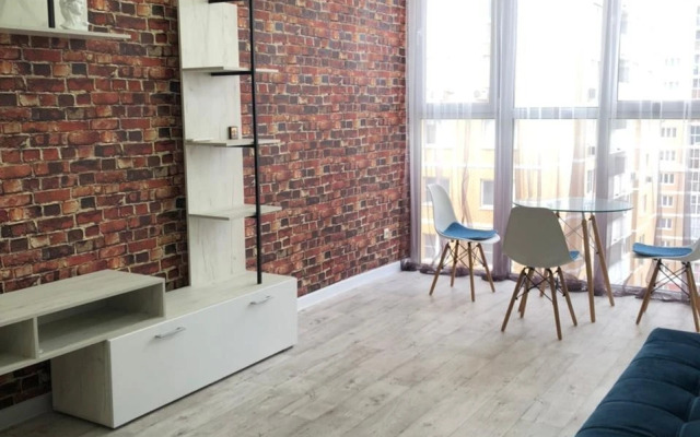 Квартира с Панорамными Окнами на Елeцком