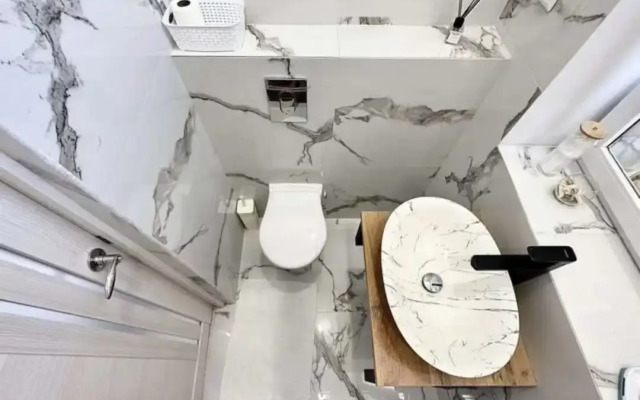 Uyutnaya Studiya v Shagovoy Blizosti k Moryu Flat