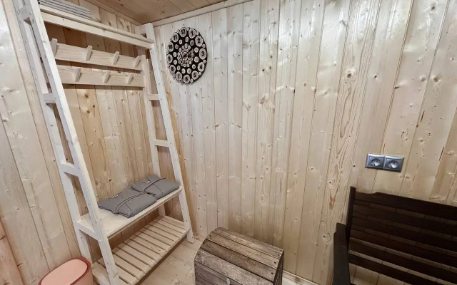 S 3ya Spalnyami 476 Private house