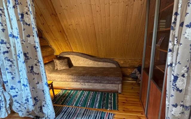 U Narochi Guest House