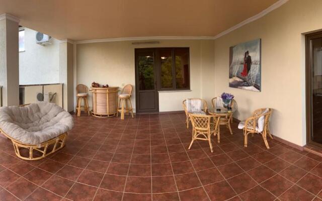 Valentina Apartments