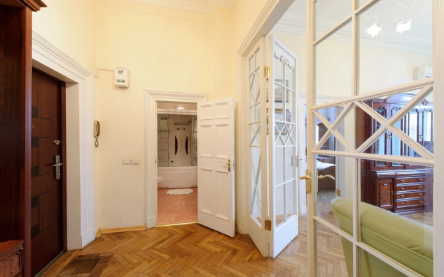 14 Two-Room Apartment
