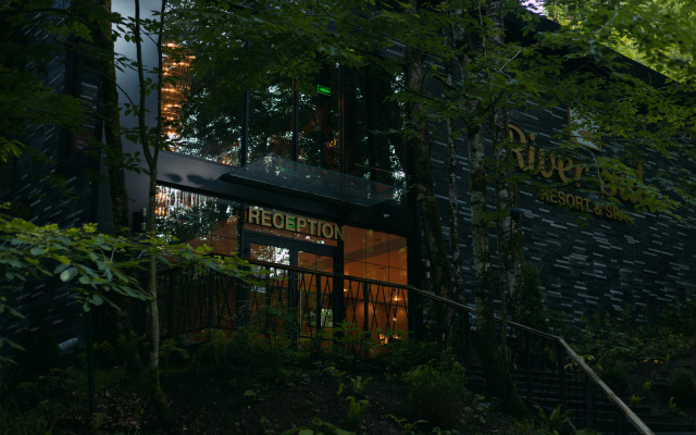 Riverside Resort&spa