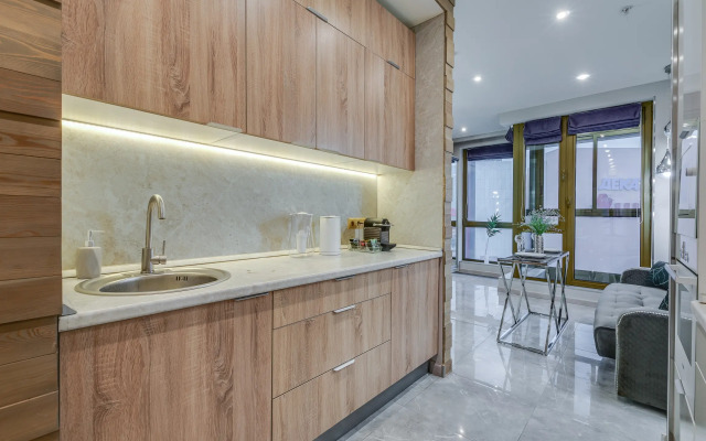Lilac ryadom s Aviaparkom Apartments