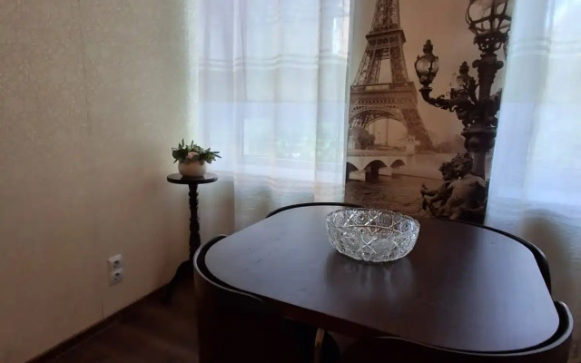 KUPRIU 90s Apartment