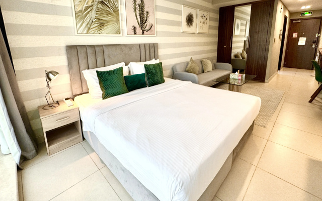 Апартаменты Cosmos Living Stylish Studio Near Dubai Marina