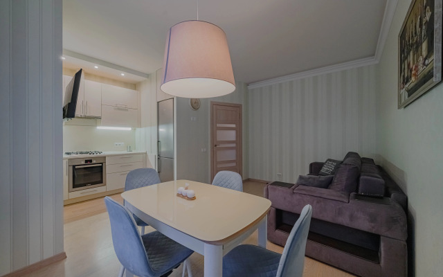 Отель Априори