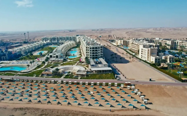 Gravity Hotel & Aqua Park Sahl Hasheesh