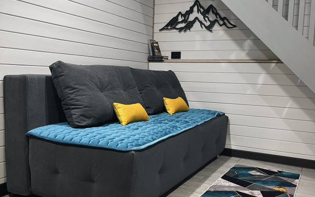 Частный дом Отражение гор