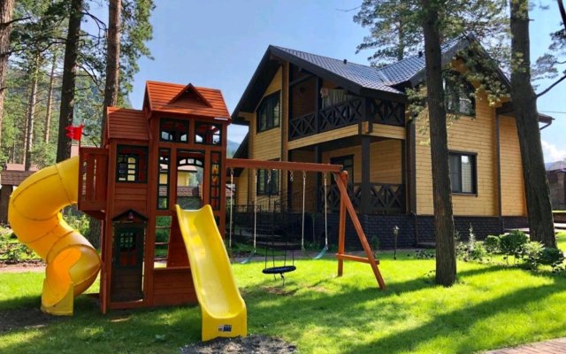 Частный дом Усадьба Горный Алтай